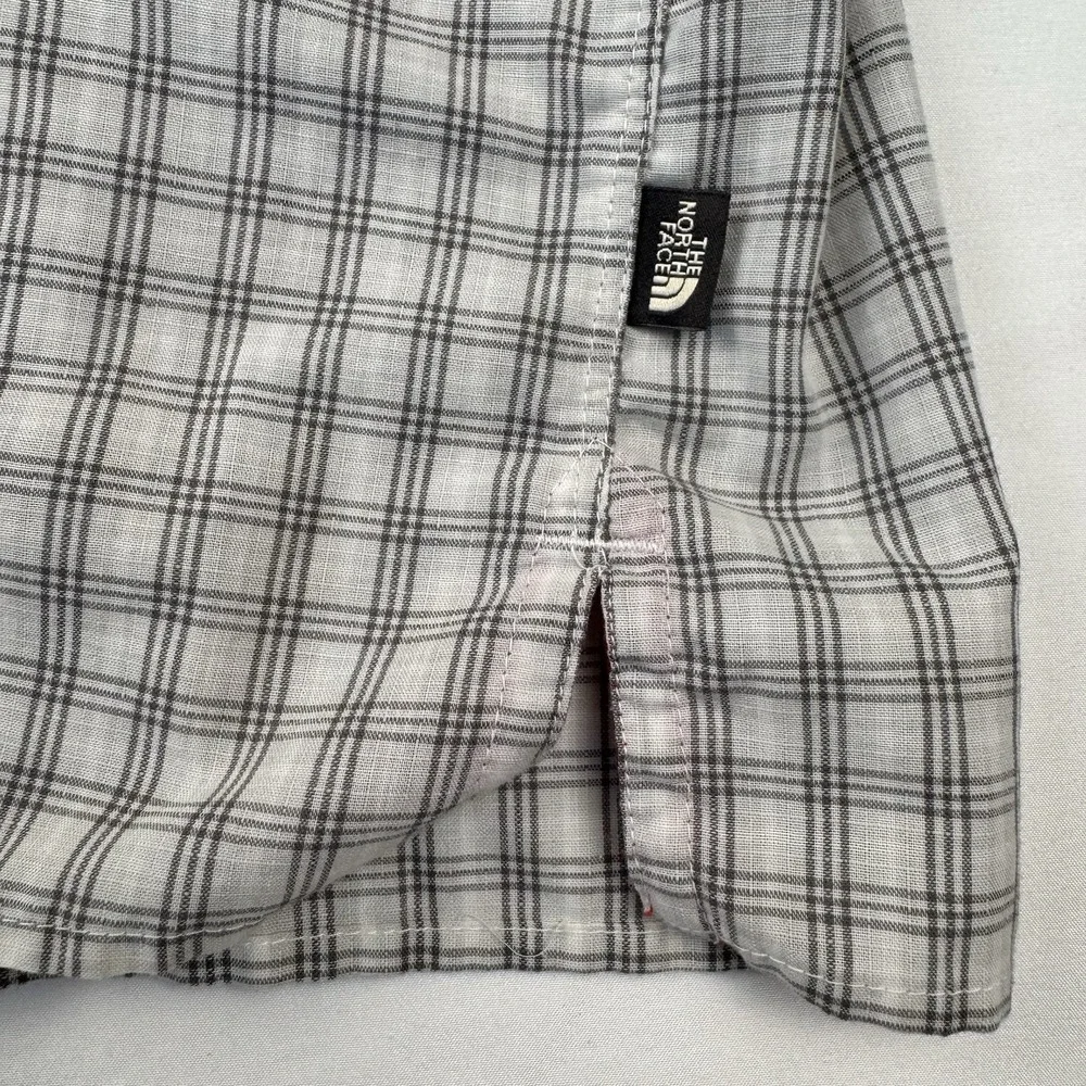 The North Face Shirt Mens Short Sleeve Shirt Hike Camp Outdoor Button Up Plaid L